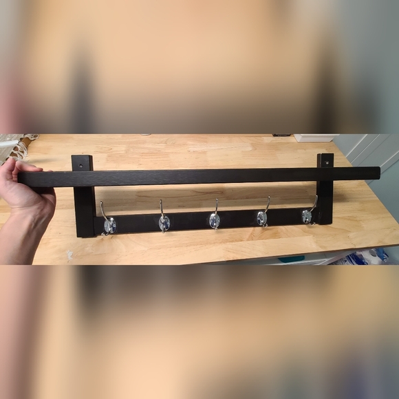 Wall-Mounted Coat Rack with 5 Hooks - Picture 1 of 3